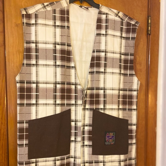 💥Flash Sale💥One 2 Sports Apparel” Big & Tall Burgundy Plaid Vest - Picture 3 of 4